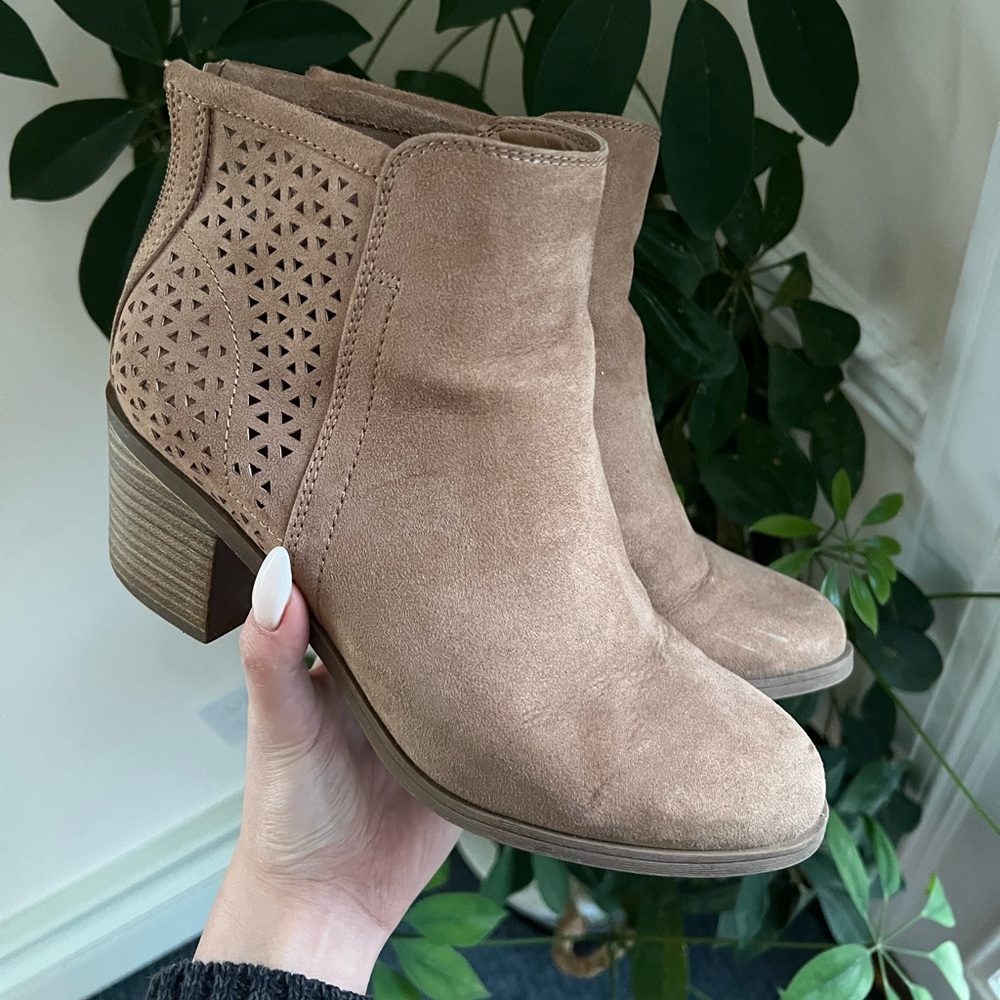 Tan Heeled Boots (booties)